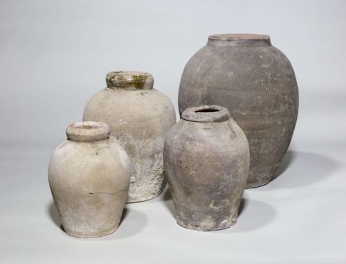 Pots à mélasse (crédits : Ch. Camus, Musées d'Orléans, 2019)