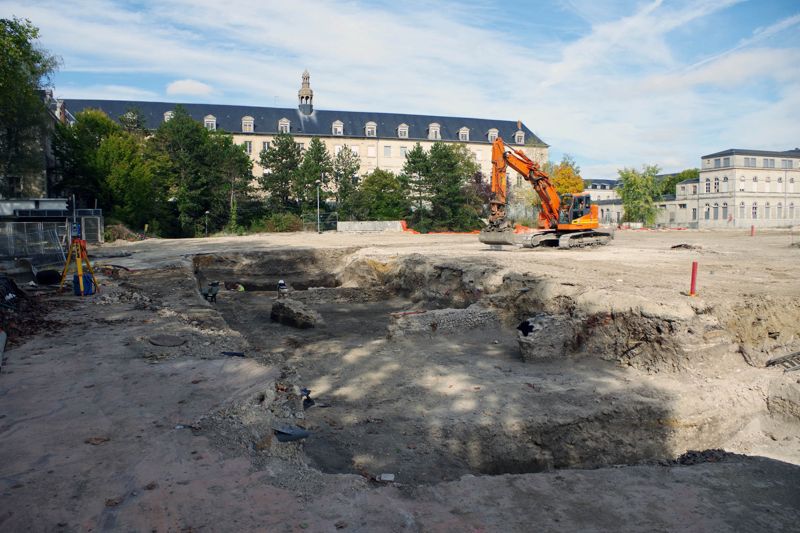 Vue générale du chantier lors du décapage de la nouvelle zone de fouille (crédits : Pôle d'archéologie, 2022)