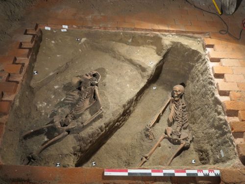Sépultures gallo-romaines découvertes lors du diagnostic de l'hôpital Porte-Madeleine à Orléans (crédits : Pôle d'archéologie, 2016)