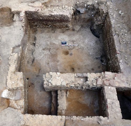 Cave gallo-romaine découverte lors des fouilles du Lycée Saint-Euverte à Orléans (crédits : Pôle d'archéologie, 2016)